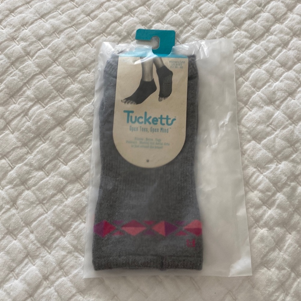 Tucketts open toe socks NEW, grey with pink details. Great for Pilates